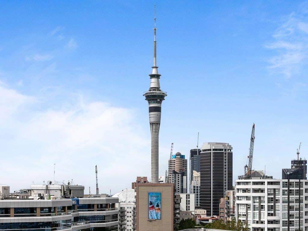 Beautiful Sky Tower View Home Near K' Road W/ Free Parking Окленд Экстерьер фото