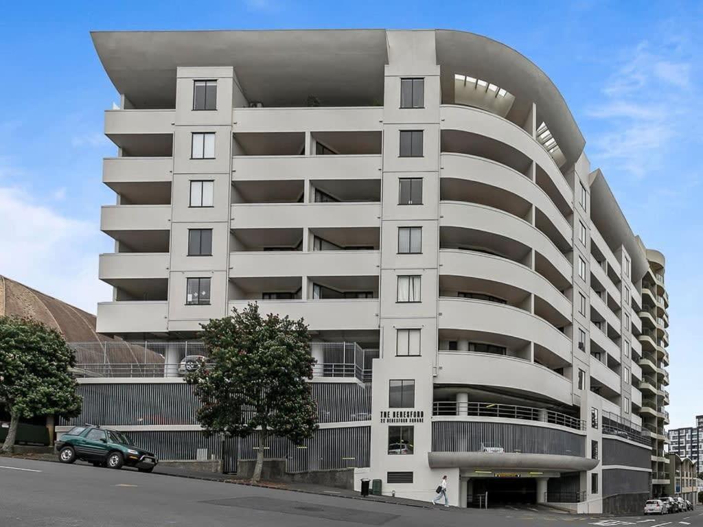 Beautiful Sky Tower View Home Near K' Road W/ Free Parking Окленд Экстерьер фото